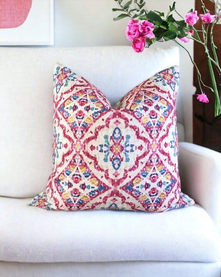 Throw Pillow Cover Kelly Ripa Seen & Heard 18x18 20x20 22x22 24x24 10x18 10x20 12x20  Multicolor Throw Pillow Colorful