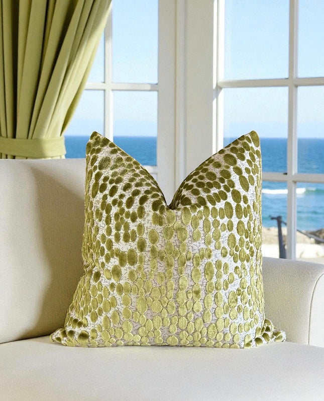 Velora Luxe Double-Sided Pillow Cover – Handcrafted Cut Velvet with Invisible Zipper
