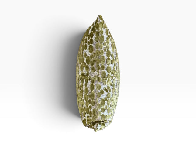 Velora Luxe Double-Sided Pillow Cover – Handcrafted Cut Velvet with Invisible Zipper